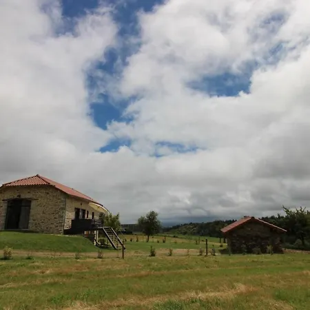 Maison De Charme Avec Privatif Et Terrasse Pres De - Fr-1-742-573 Hébergement de vacances *